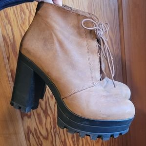 TopShop | Brown & Black Platform Ankle Boots